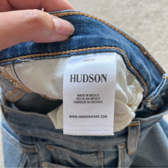 Hudson Jeans “Nico” Frayed Hem Light Wash Denim Size 27 - Picture 6 of 15